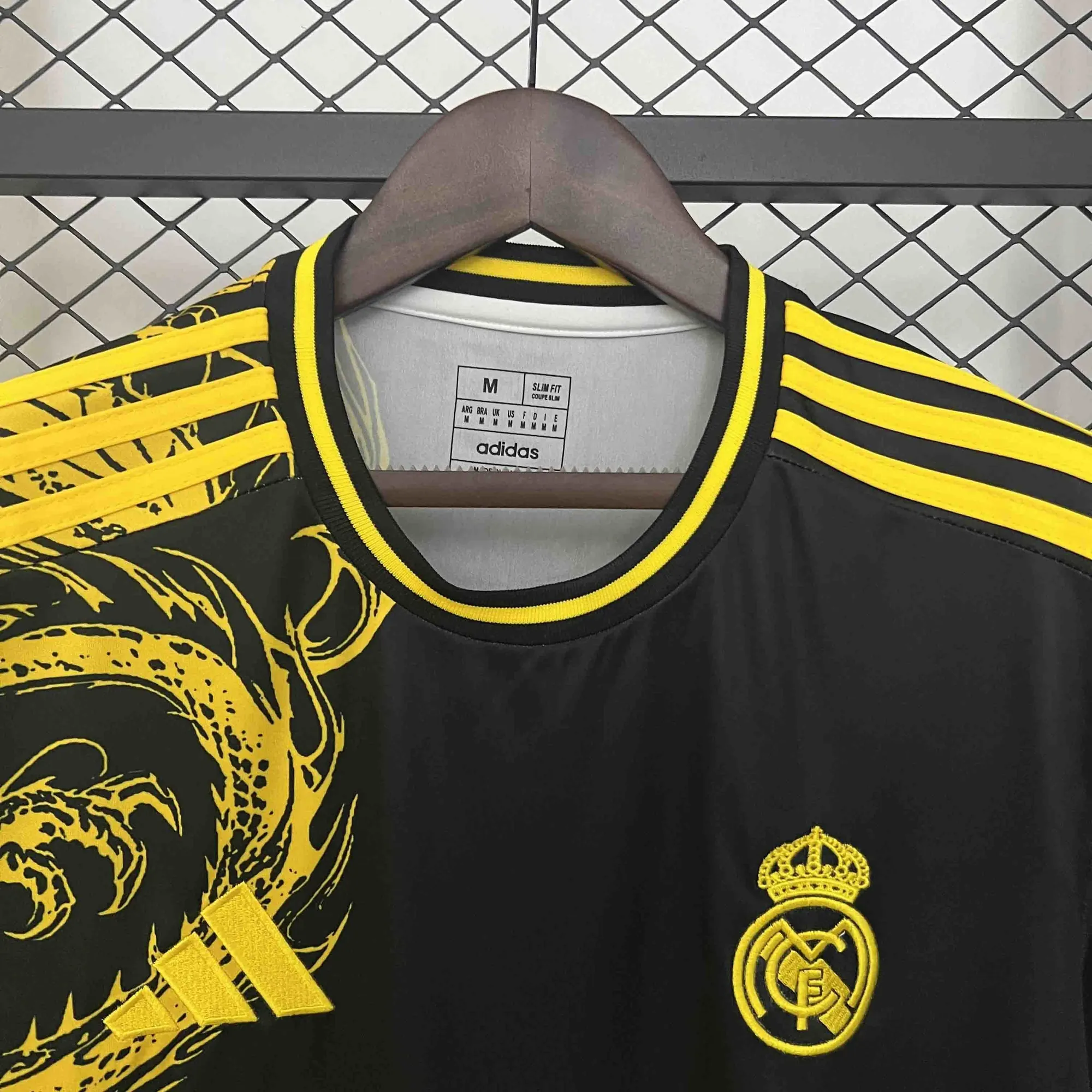24-25 Real Madrid Golden Dragon Special Edition Shirt AAAAJersey Supplier Yupoo 5
