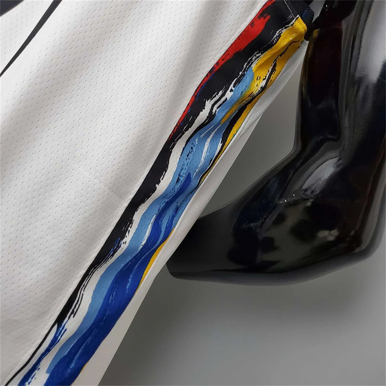 Nets Aldridge #21 graffiti (white) 2