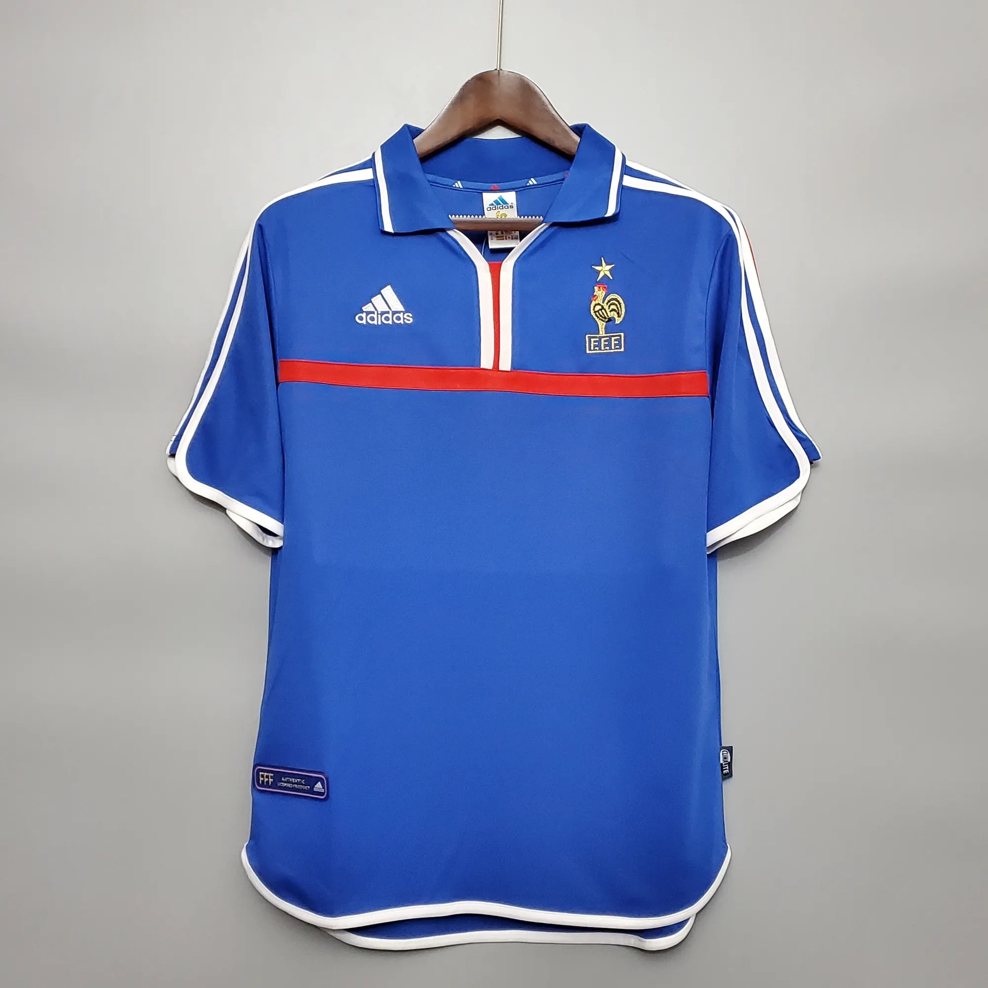 2000 France home 9