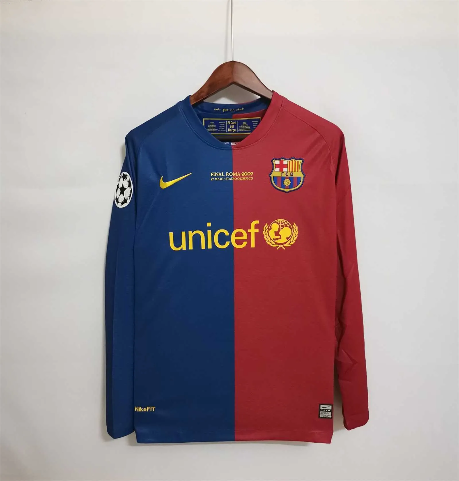 08-09 Barcelona home long sleeve 3