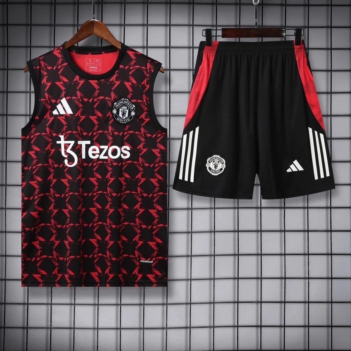 25-26 Manchester United Red Training Kits Football Vest Suits 4