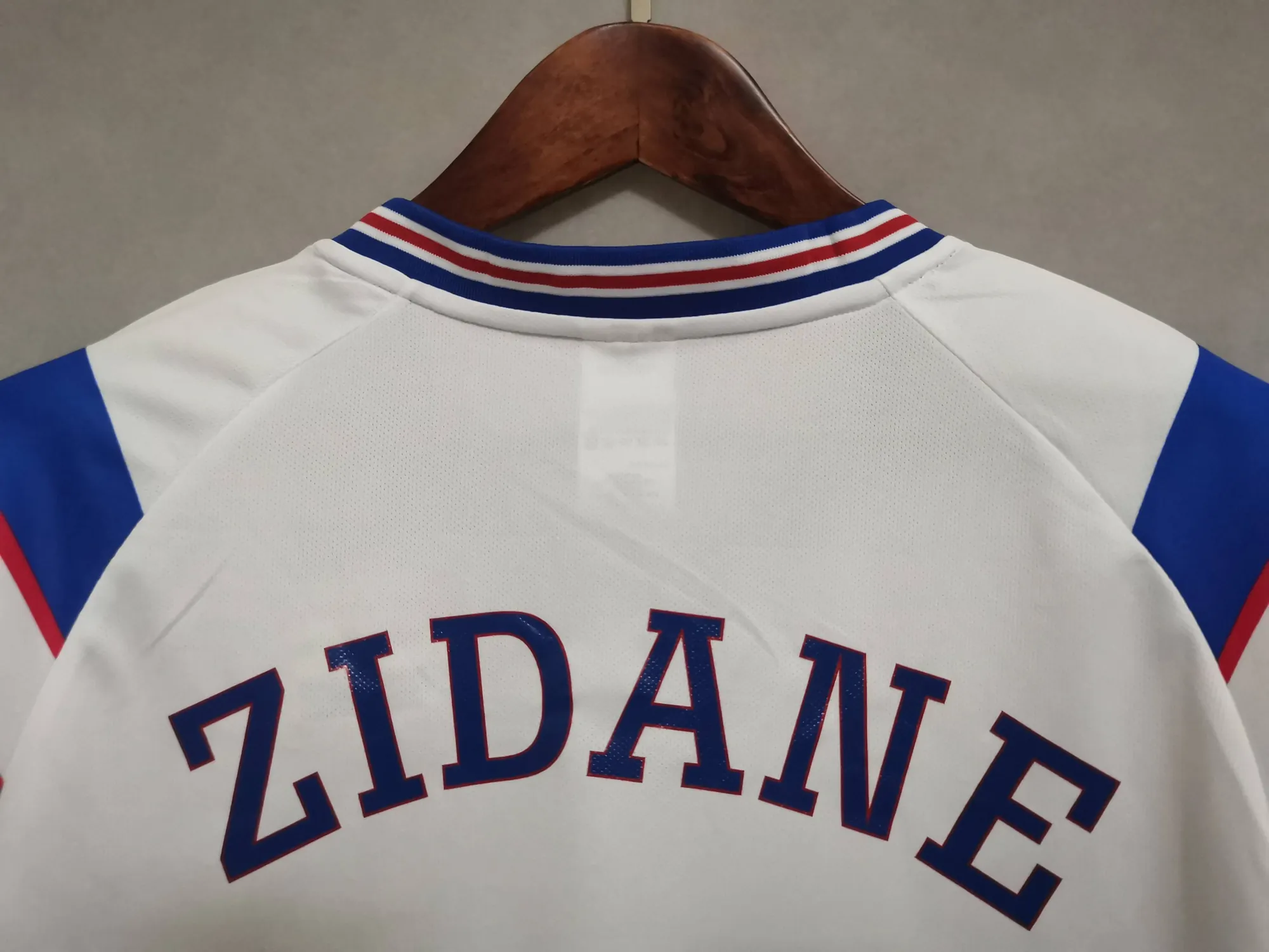 1996 France away 8
