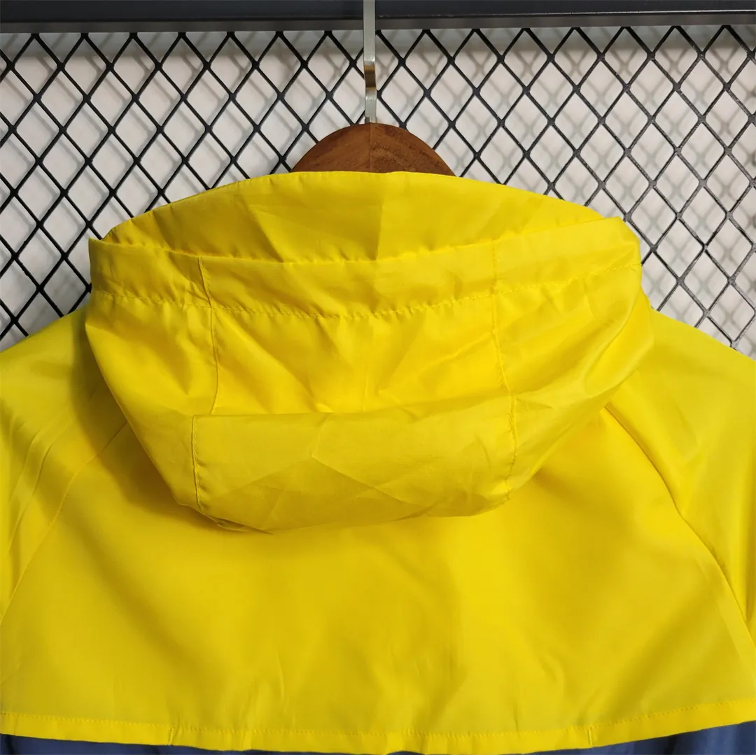 Windbreaker Brazil 3