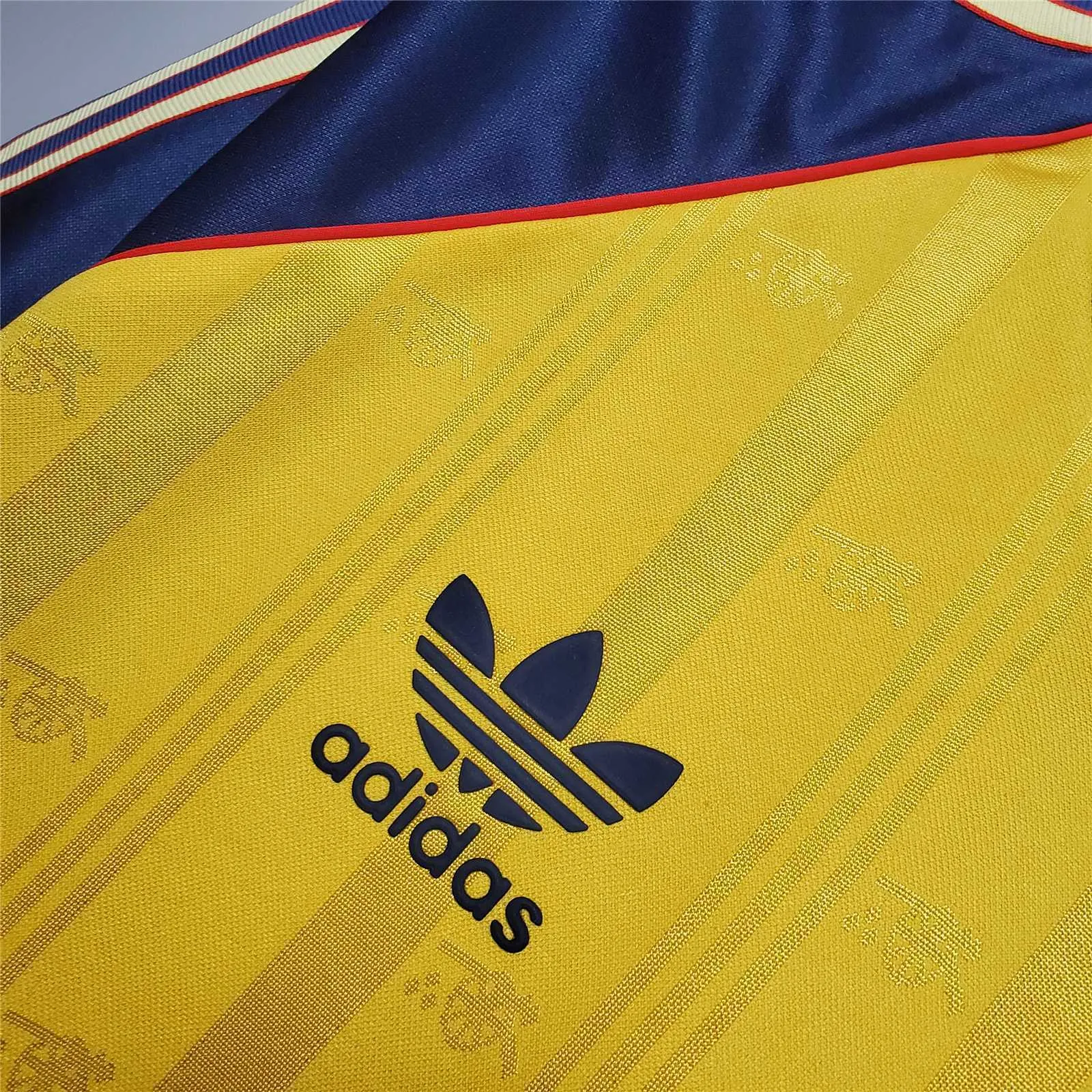 88-90 Arsenal away 5