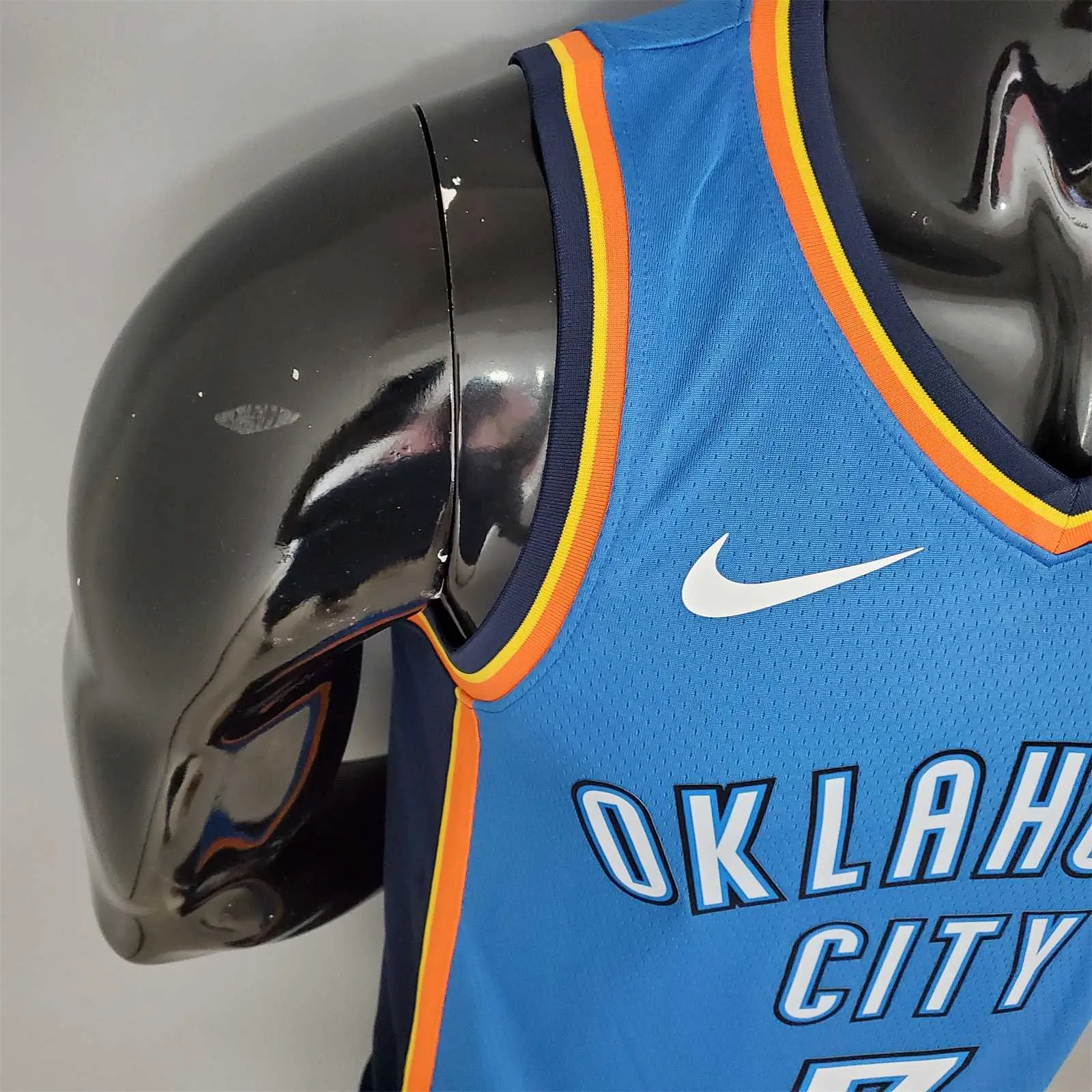 ANTHONY#7 Thunder blue 4