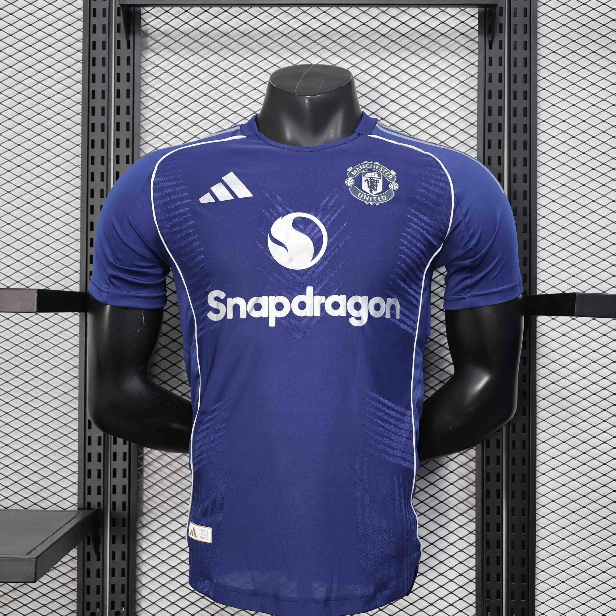 25-26 Manchester United OG Navy Special Edition Player Version Shirt AAAAJersey Supply Yupoo 3