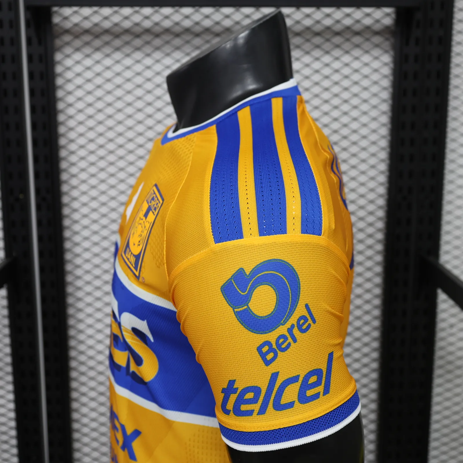 26-27 Tigres Mens Home Kit Player Version Football T-Shirt AAAAJersey Supply Yupoo 9 8