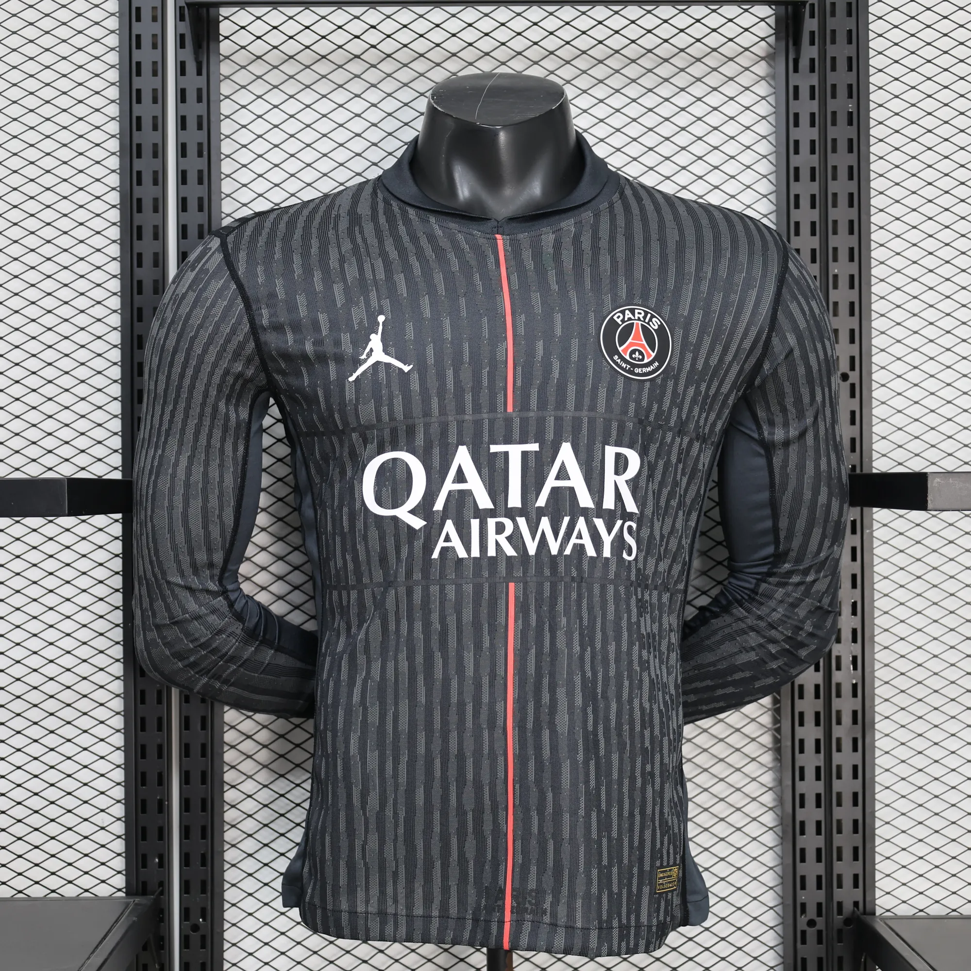 2025-26 PSG Away long sleeved football jersey player version AAAA Jersey Drop ship Yupoo 10