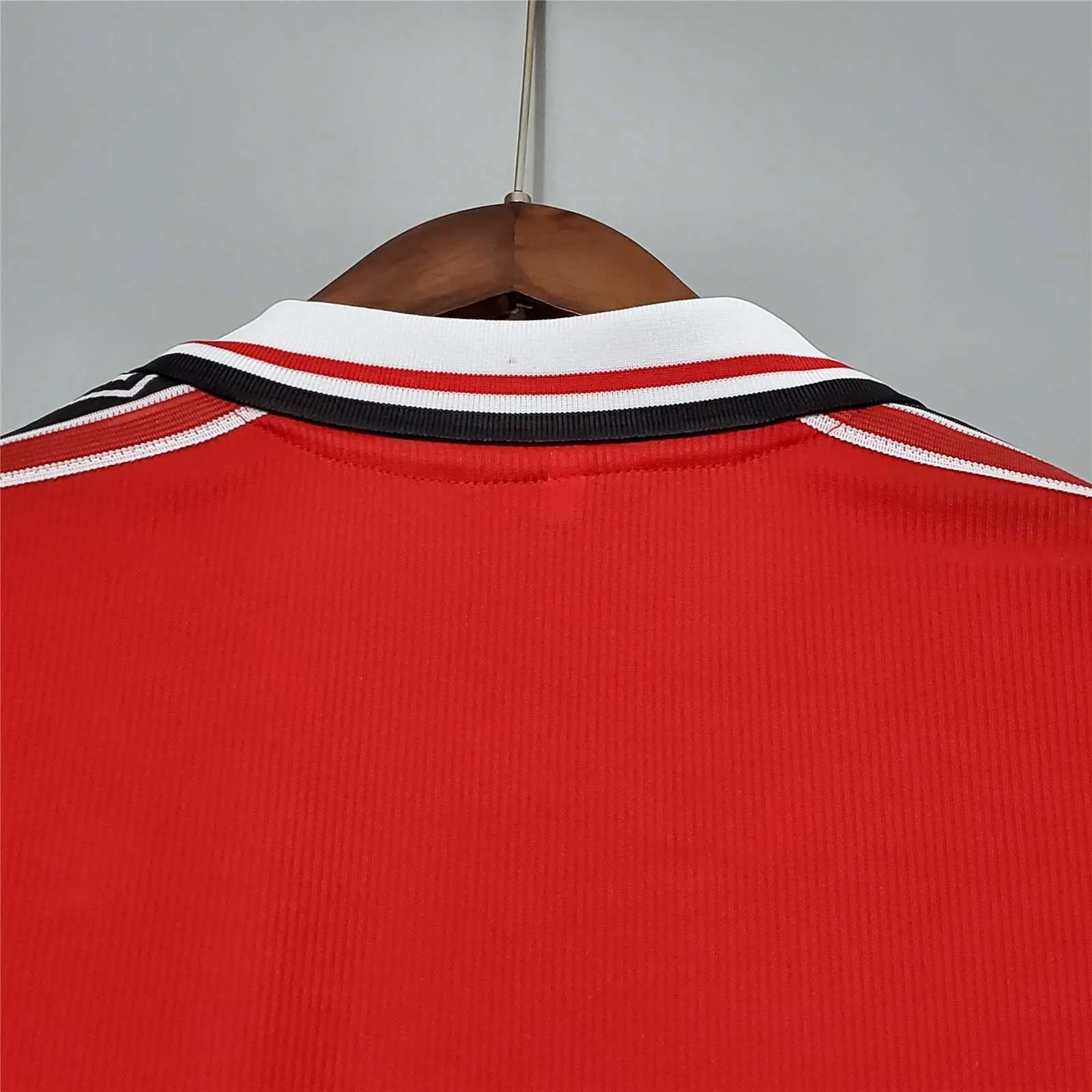 98-99 Manchester United home long sleeve 13