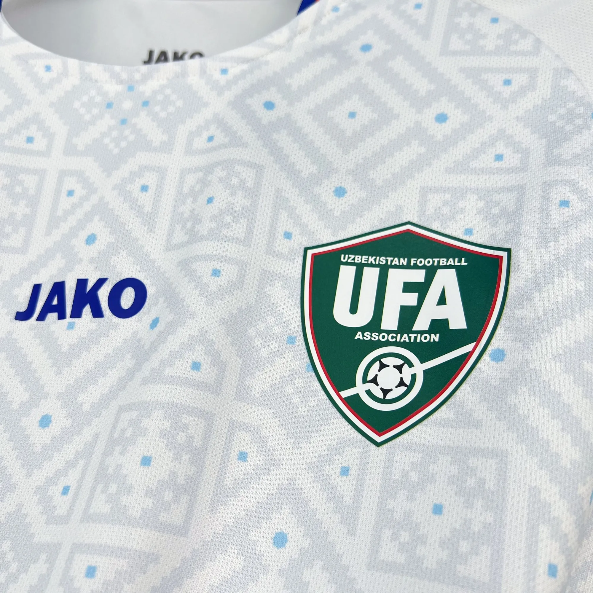 2026 World Cup Uzbekistan Away Mens Kit Football T-Shirt AAAAJersey Supply Yupoo 7 5