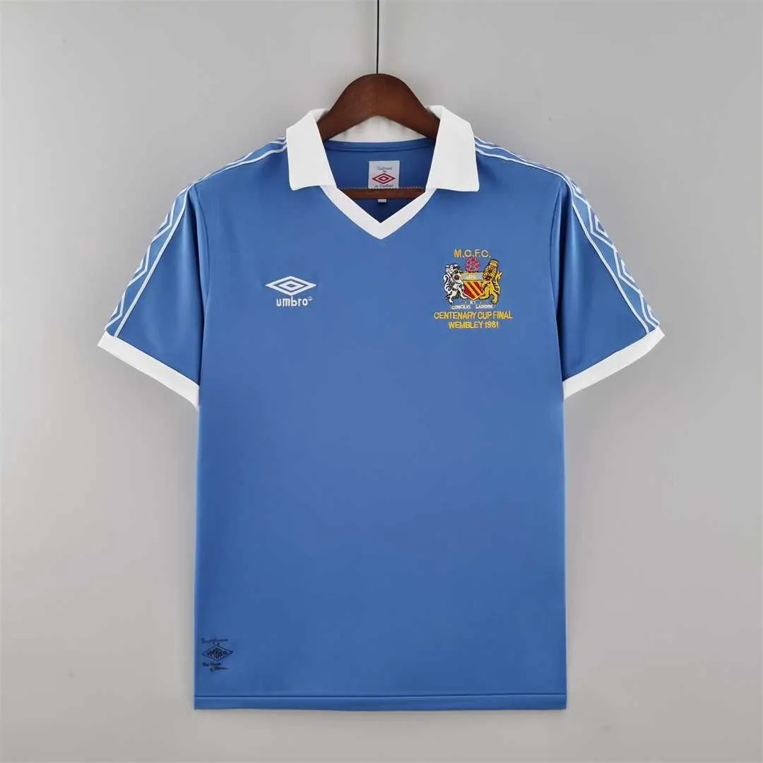 81-82 Manchester City home 9