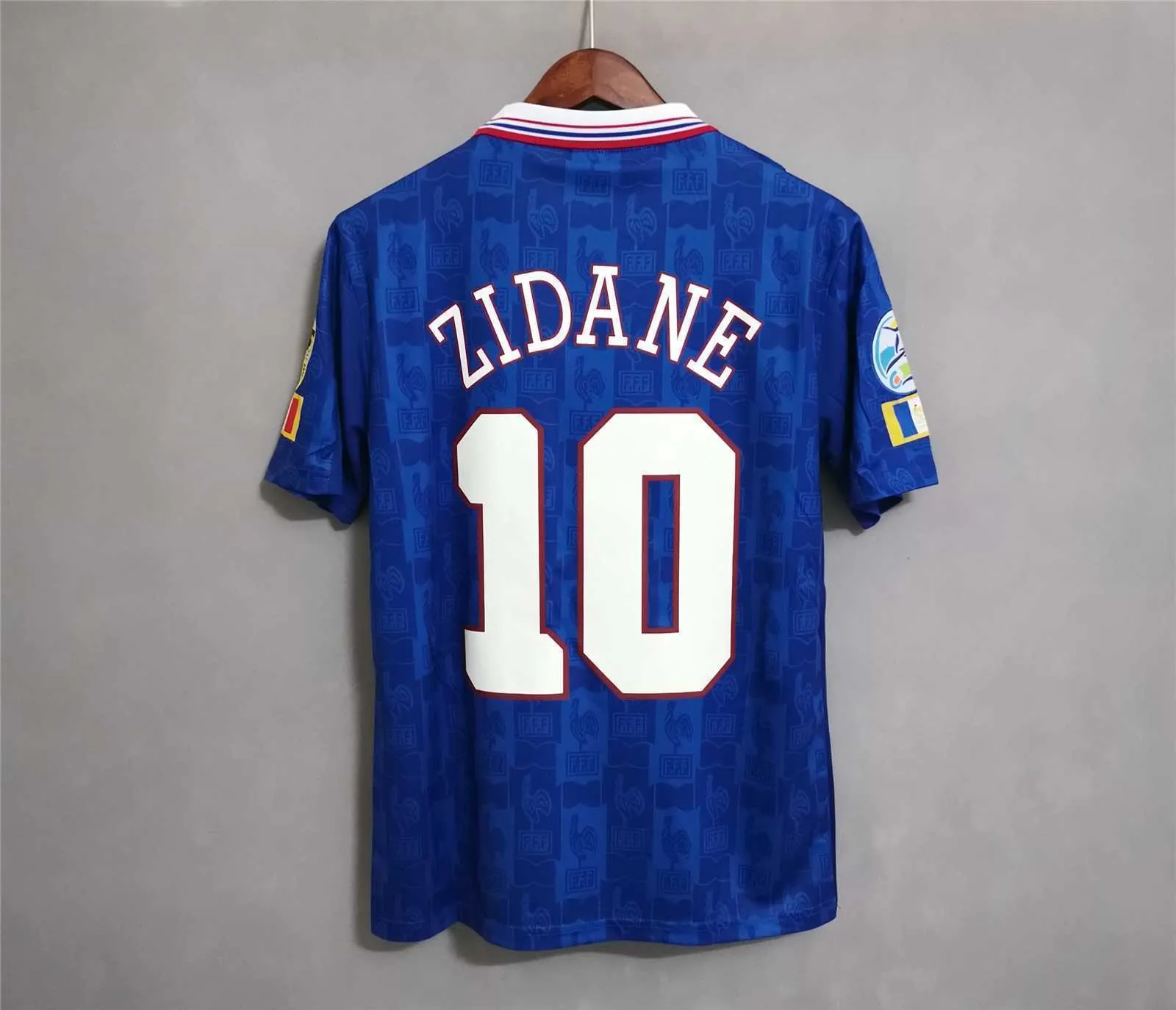 1996 France home blue 6