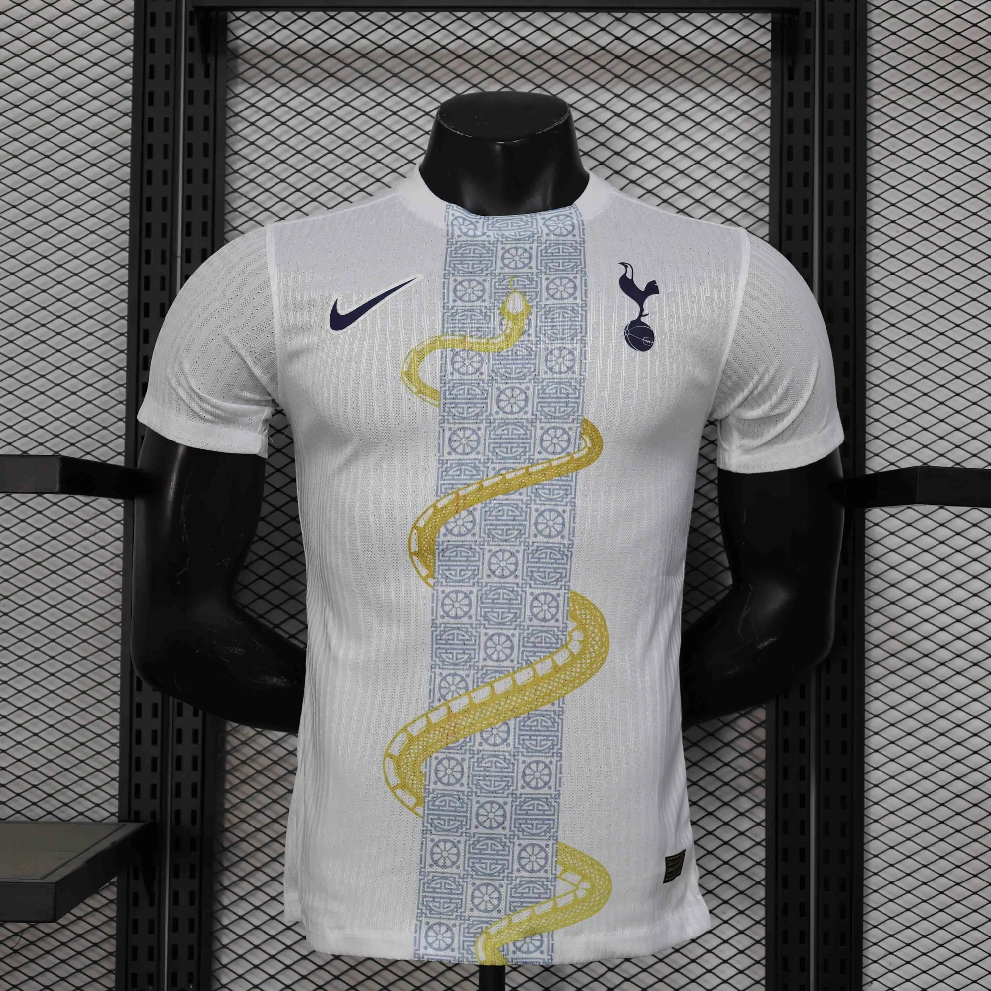 24-25 Tottenham Hotspur Chinese New Year Special Edition Player Version AAAAJersey Dropship Yup 3