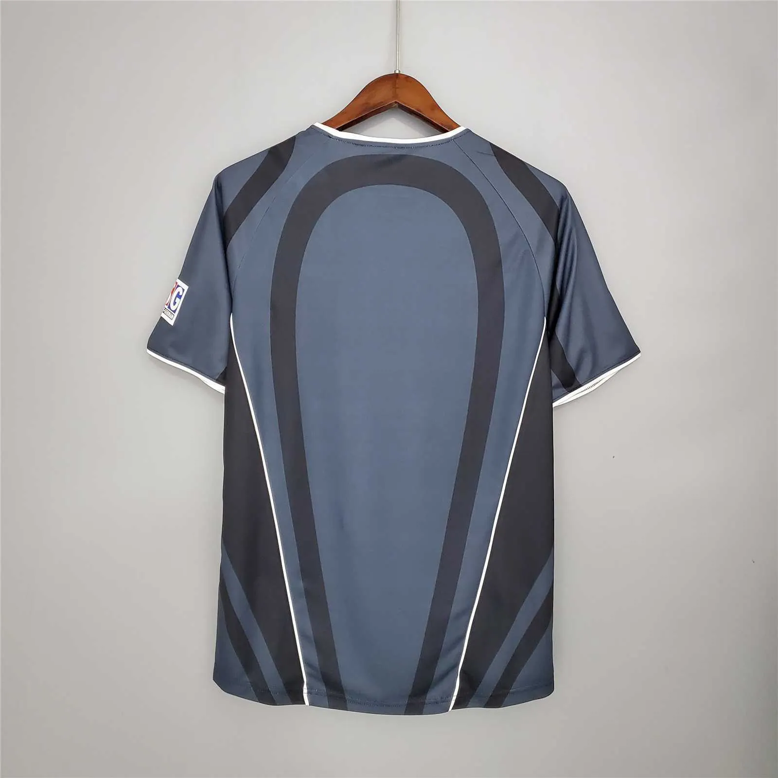 01-02 PSG third away 5