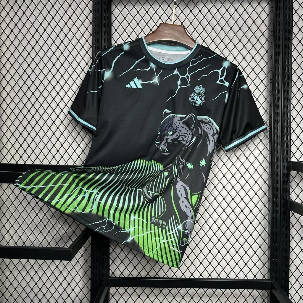 24-25 Real Madrid Green Jaguar Special Edition Kit Soccer Uniforms Soccer AAAAJersey Yupoo 4