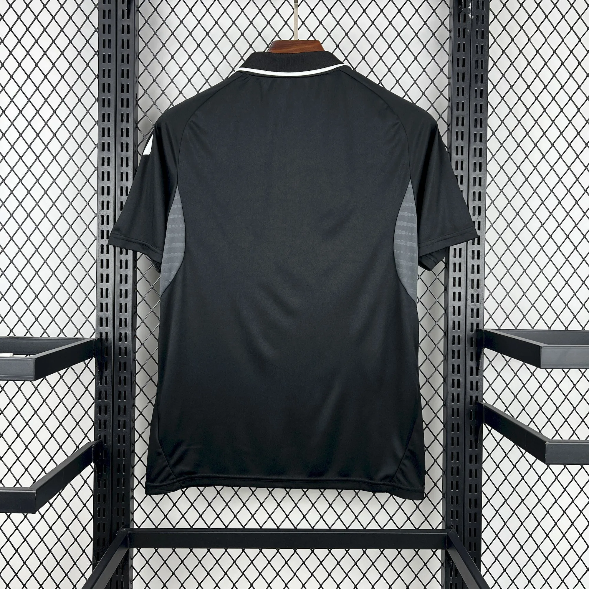 25-26 Sevilla Black Travel Polo Football T-Shirt AAAAJersey Wholesale Yupoo 1