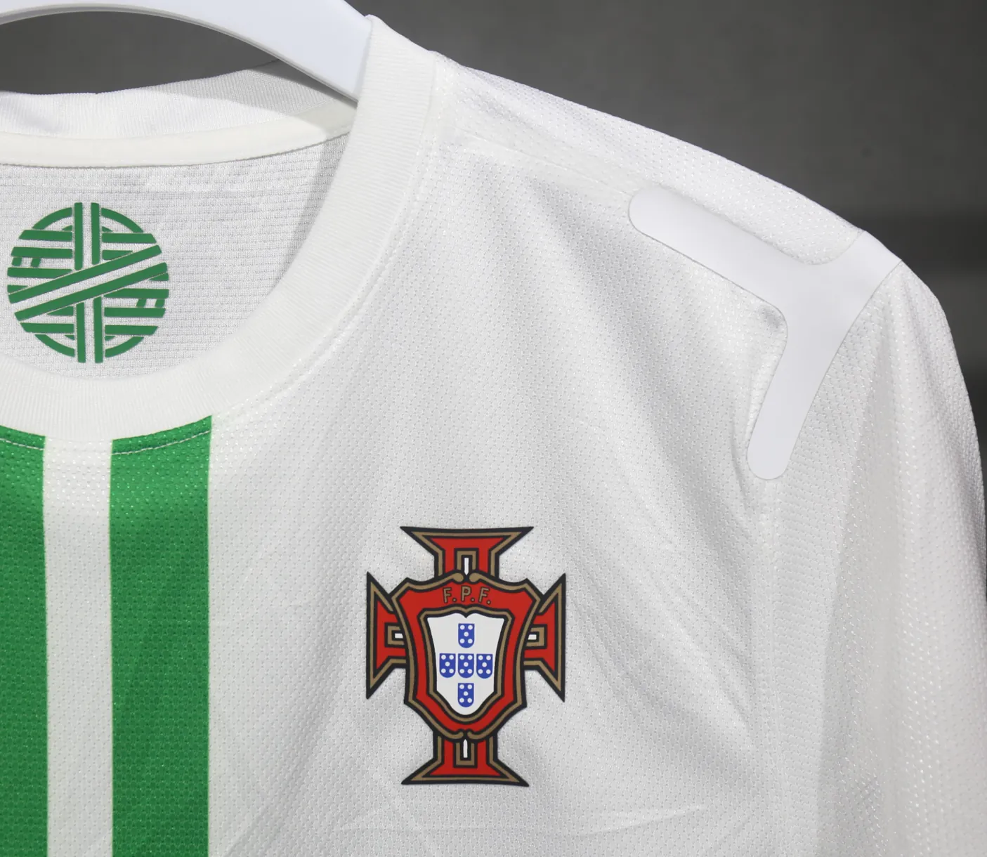 2012 Portugal Euro Cup Away Retro Kit Vintage Player Version Long Shirt AAAAJersey Dropship Yup 2