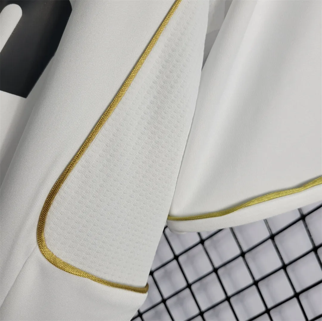 11-12 Real Madrid home 6