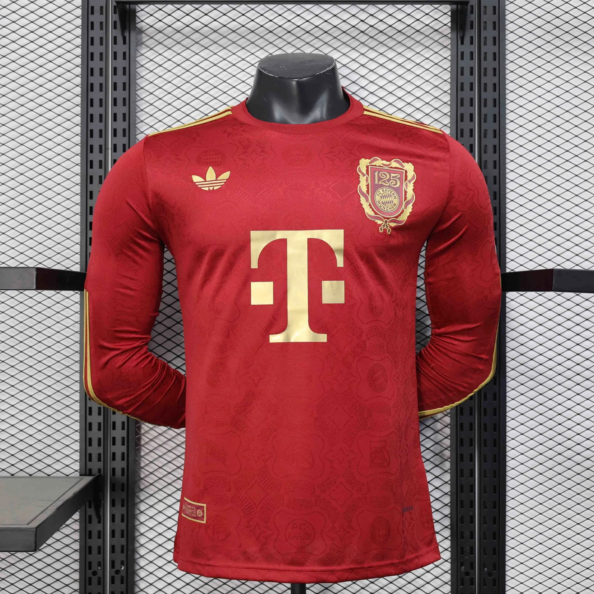 25-26 Bayern Munich 125th Anniversary Red Long Sleeve Player Version Shirt AAAAJersey Dropship 2