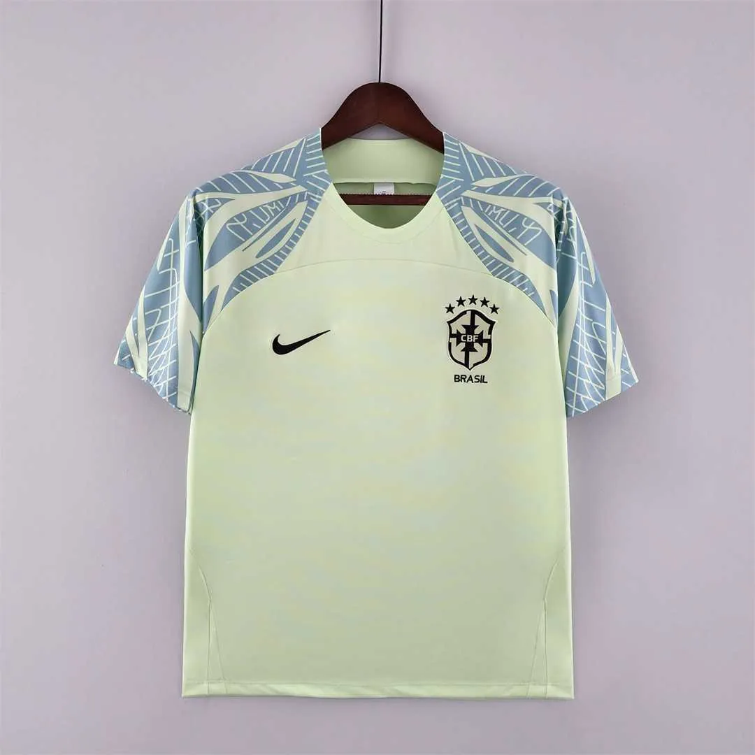 2022 Brazil training suit light green 8