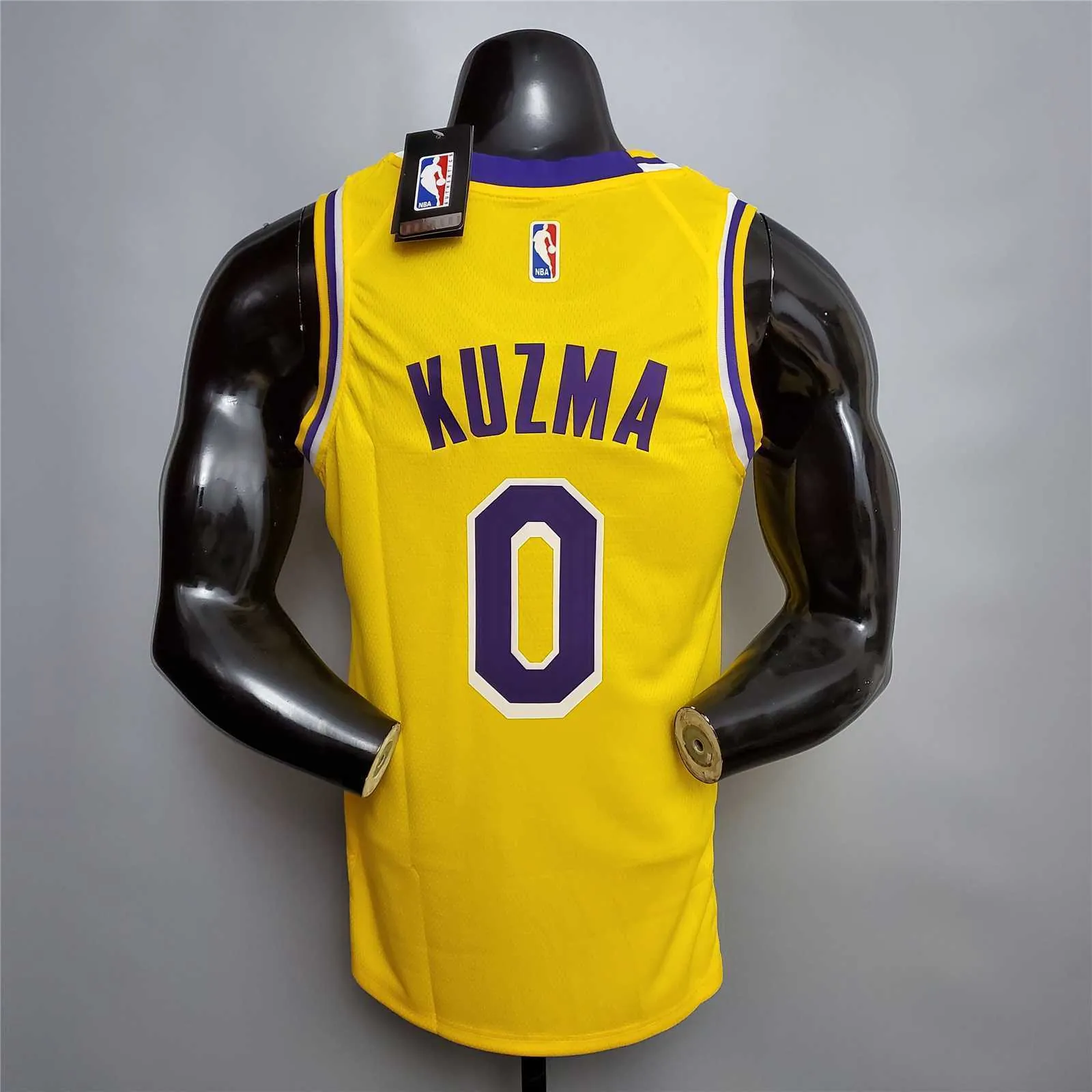 KUZMA #0 Lakers Round neck yellow 5