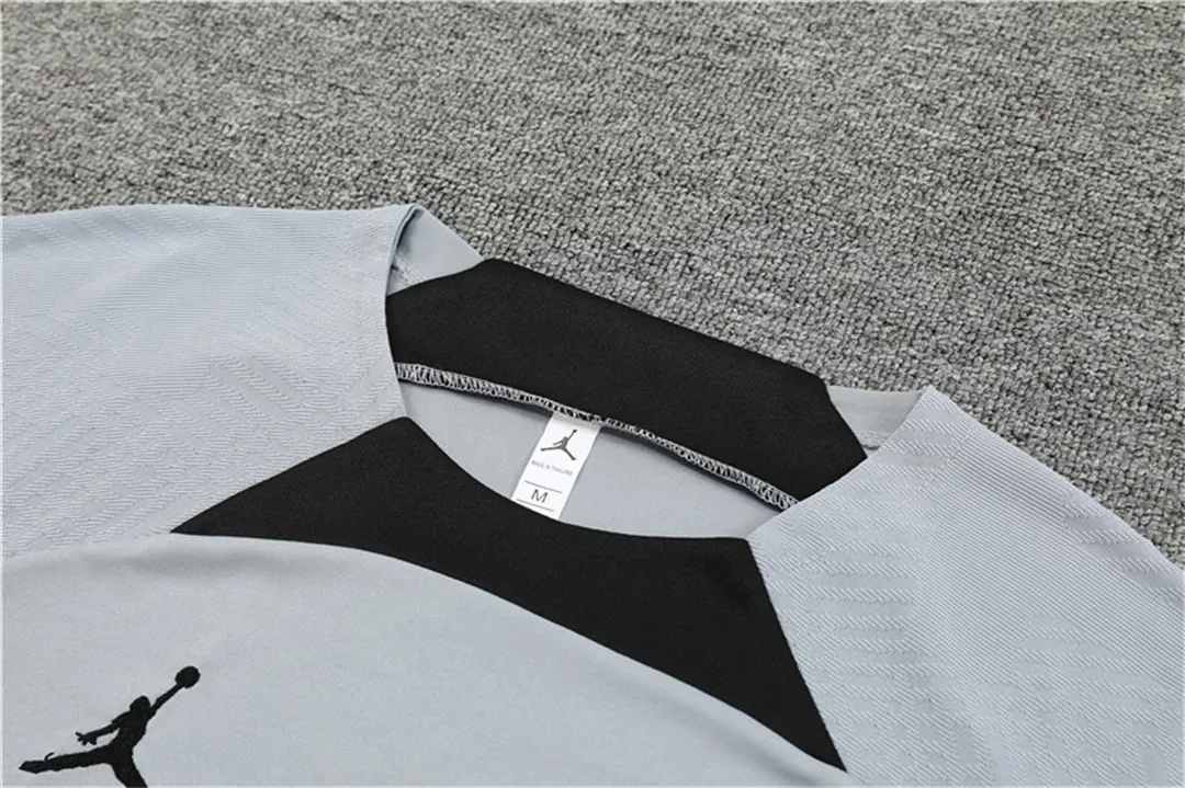 22-23 PSG training suit gray 7