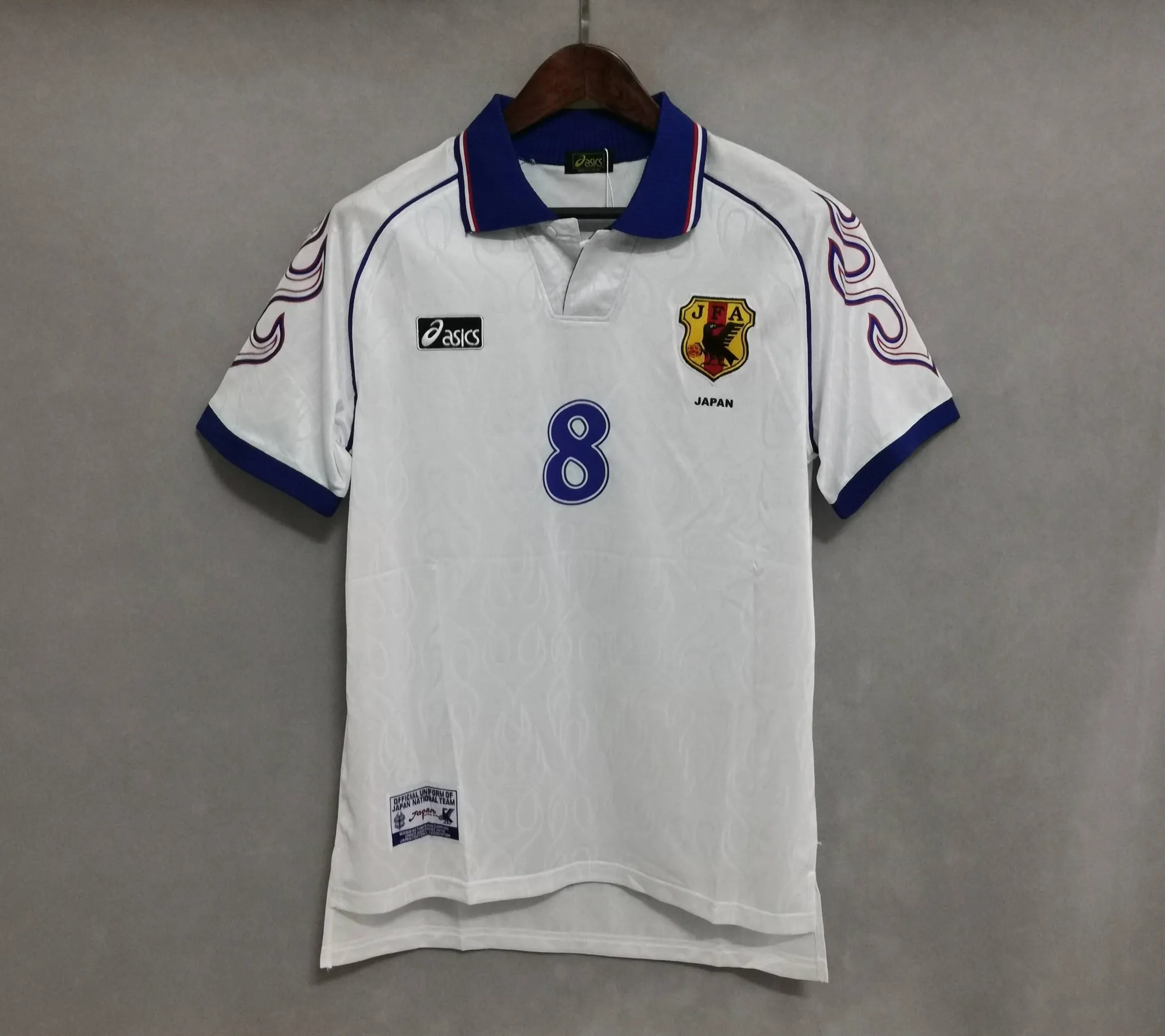 1998 Japan away white 12