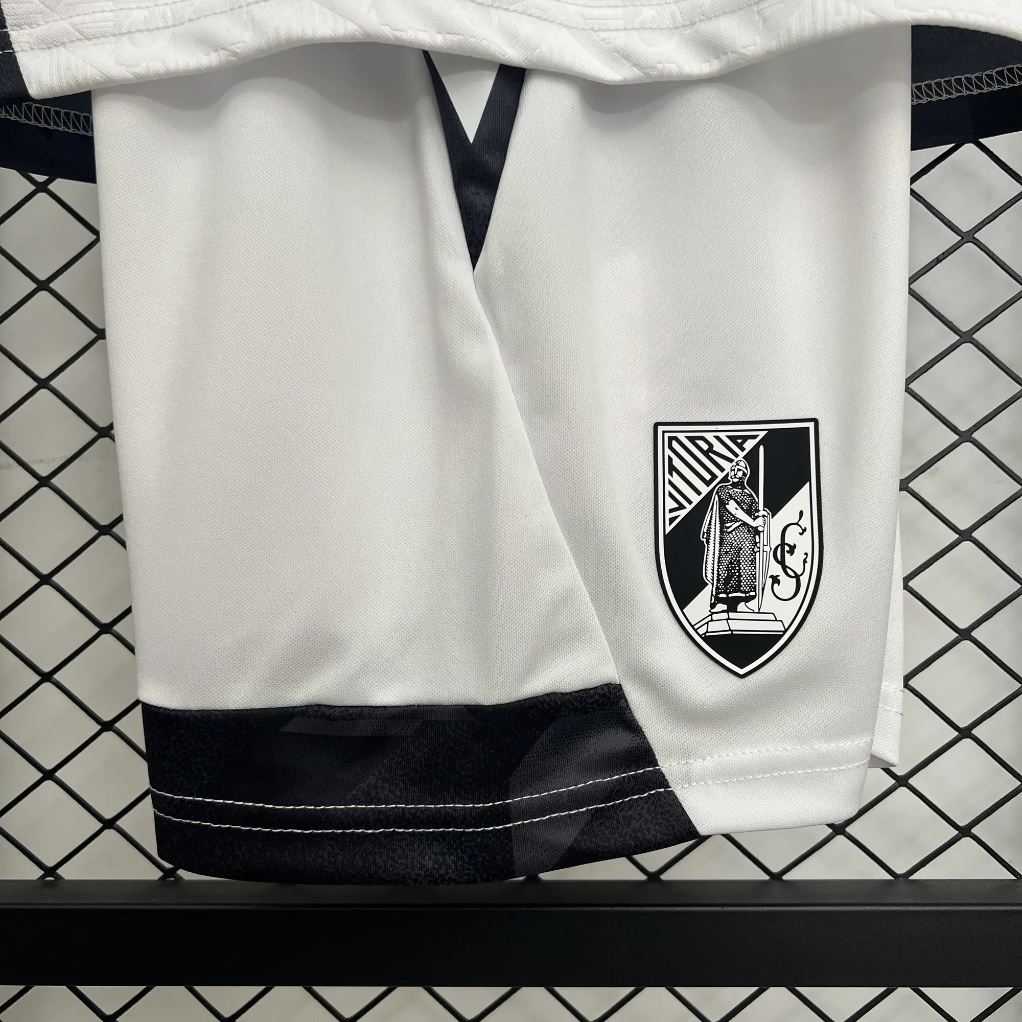 25-26 Vitória De Guimares Home Kid Kits Youth Apparels AAAAJersey Supply Yupoo 3