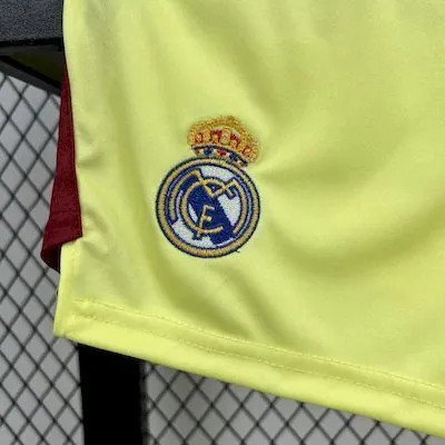 25-26 Real Madrid Yellow Goalkeeper Kid Kits Youth Apparels Sino AAAAJersey Supply Yupoo 2