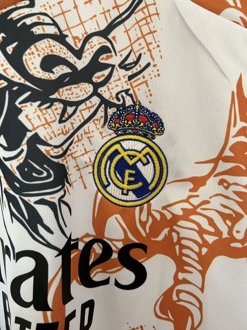 25-26 Real Madrid Dragon Special Edition Shirt Football Uniform AAAAJersey Wholesale Yupoo 2