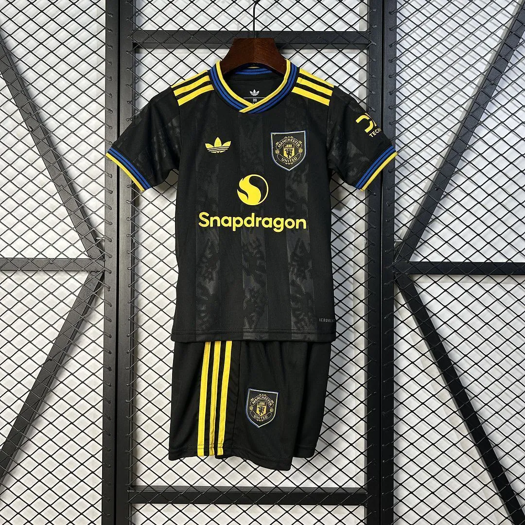 25-26 Manchester United Third Kit Football Apparels Soccer AAAAJersey Yupoo 3