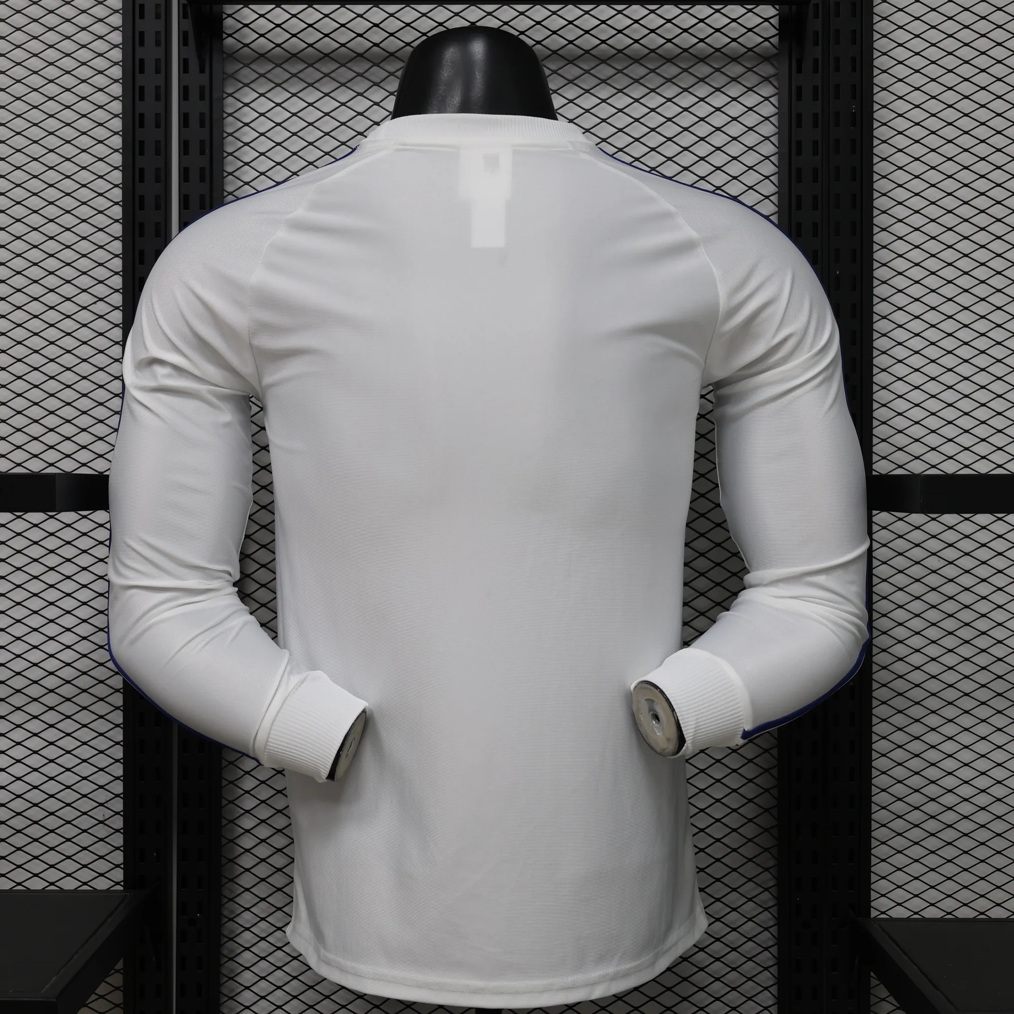 26-27 Leeds United Mens Retro Style Football Long Sleeve T-Shirt AAAAJersey Supply Yupoo 1