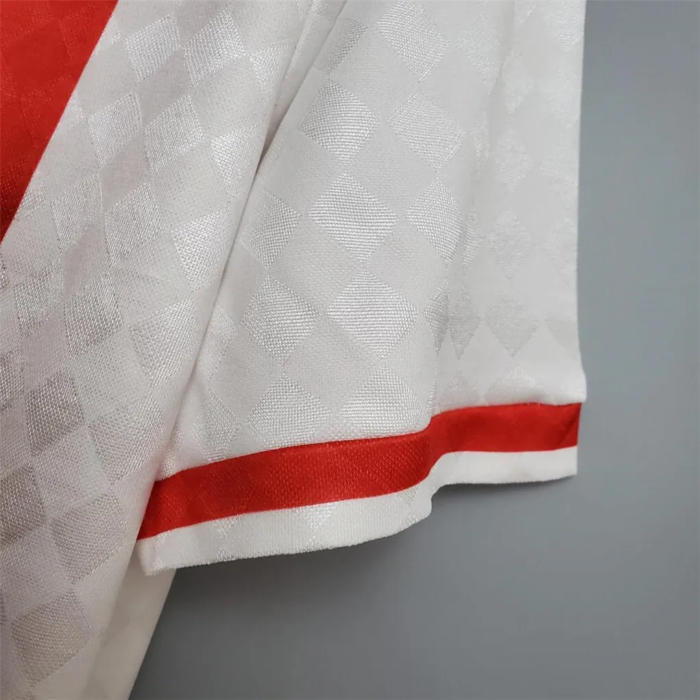 89-90 Ajax home 5