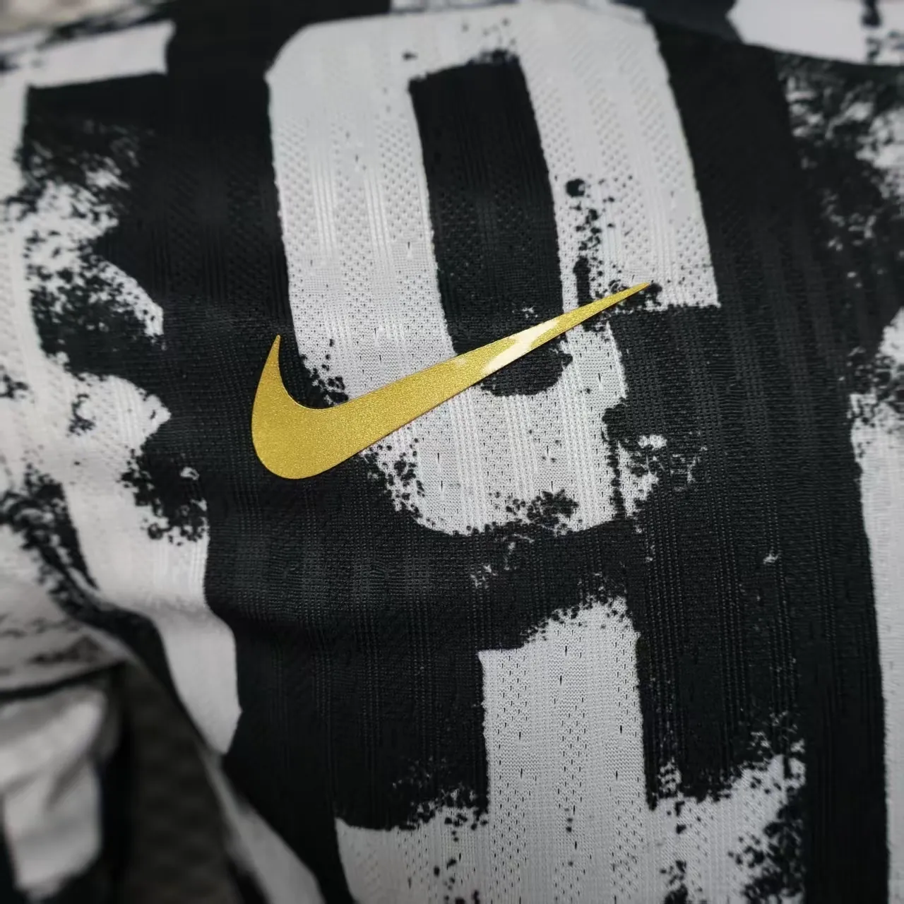 25-26 Barcelona White&Black kit Special Edition Player Version Soccer Maillot été AAAAJersey Yu 4