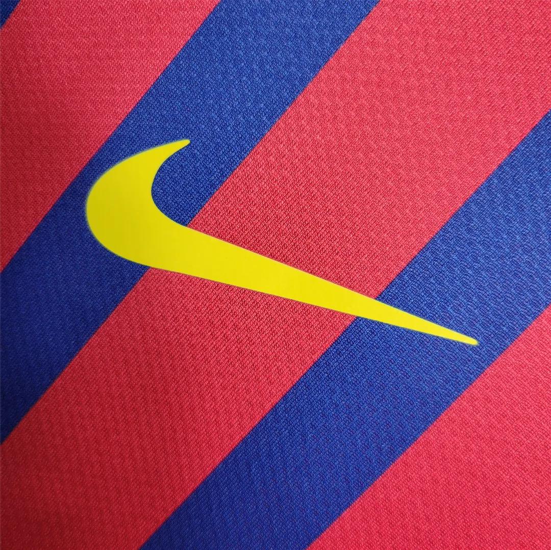 11-12 Barcelona home 8