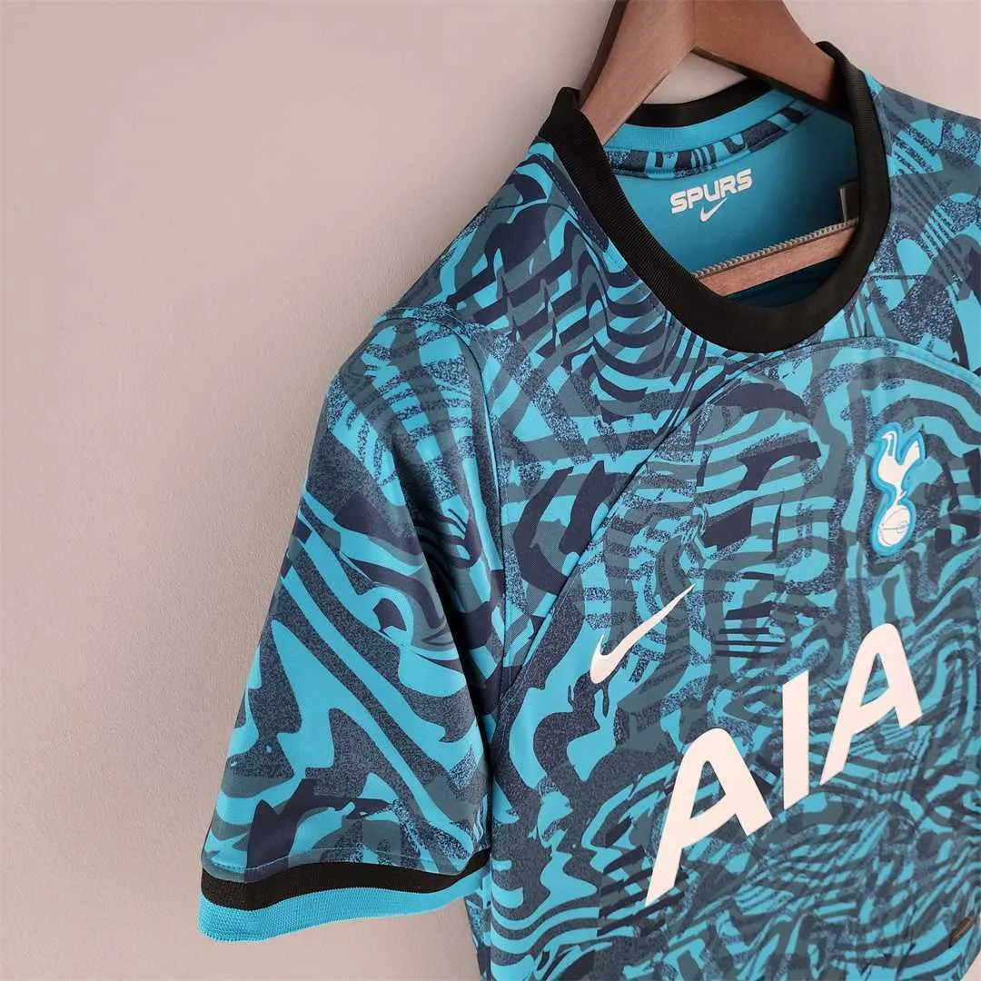 22-23 Tottenham Hotspur third away 6
