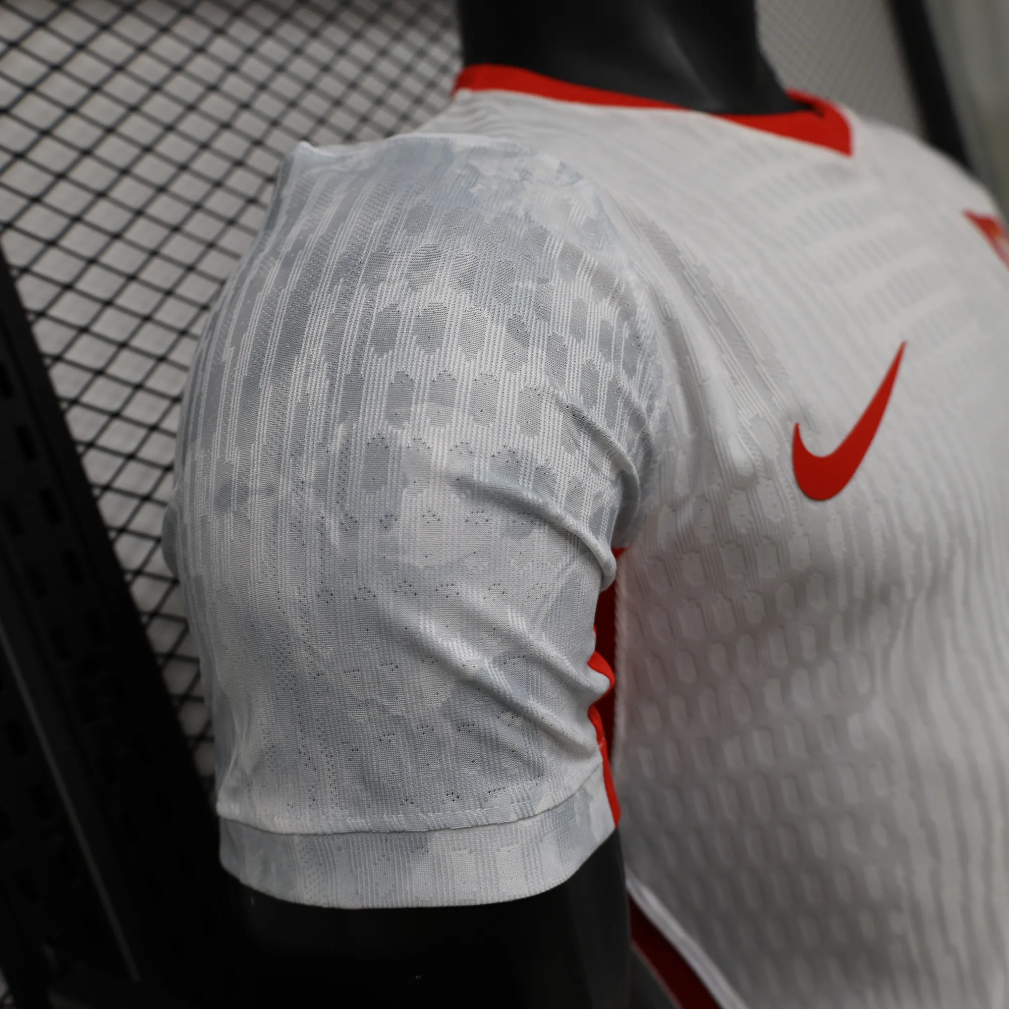 2026 Poland Home Mens Kit Soccer Player Version T-Shirt AAAAJersey Supply Yupoo 9 8