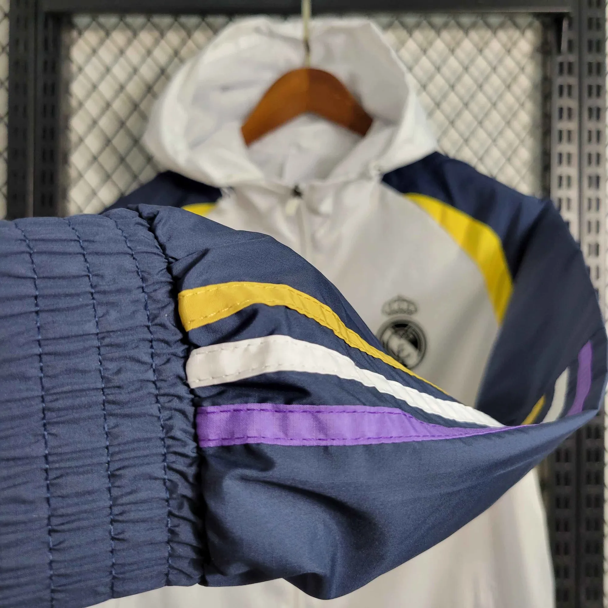 23-24 Real Madrid White Windbreaker New Jackets Soccer Jerseys Yupoo 2
