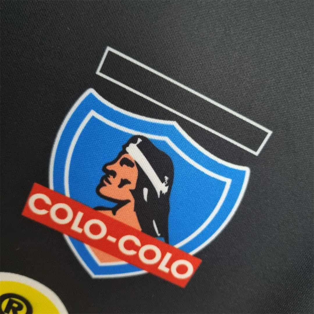 95 Colo-Colo away 7