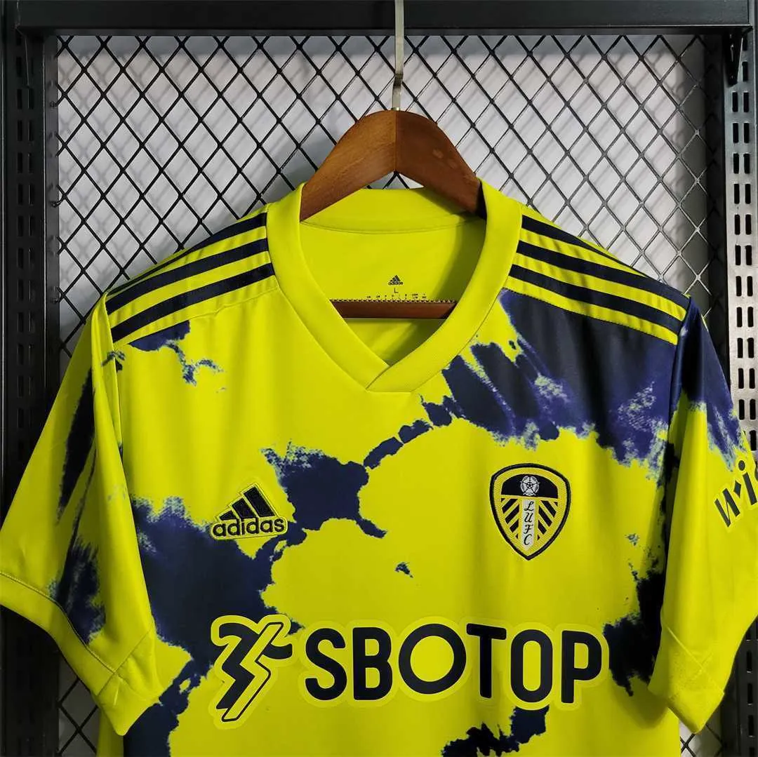 22-23 Leeds United away 8
