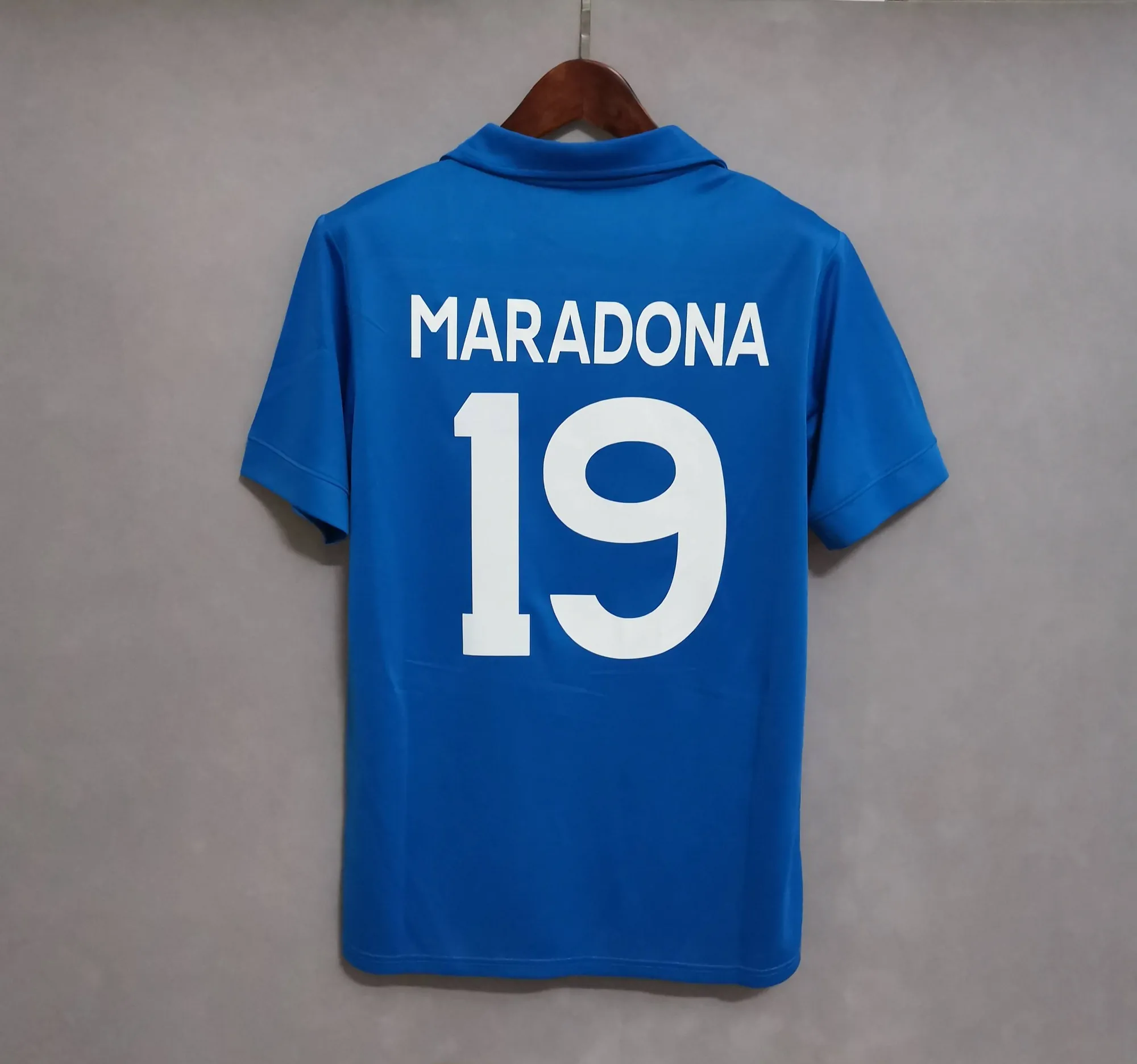 89-90 Napoli home 7