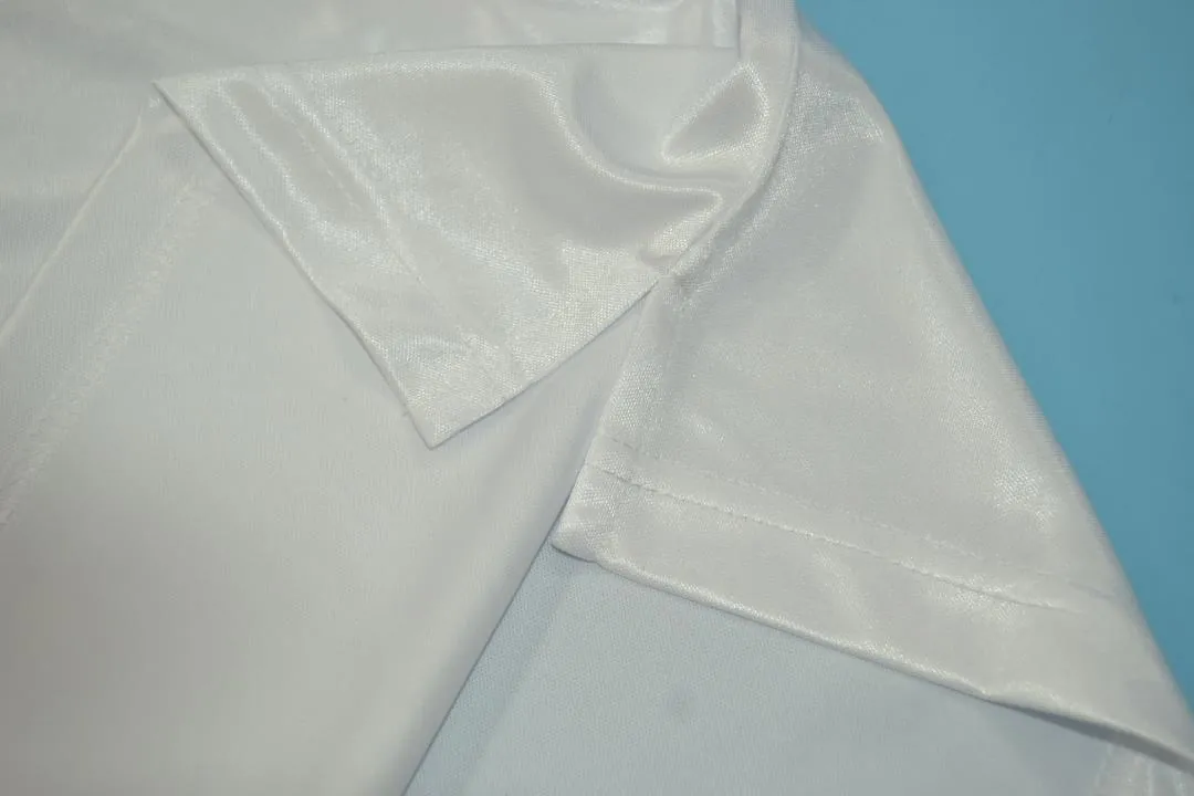82-83 Chelsea away white 6