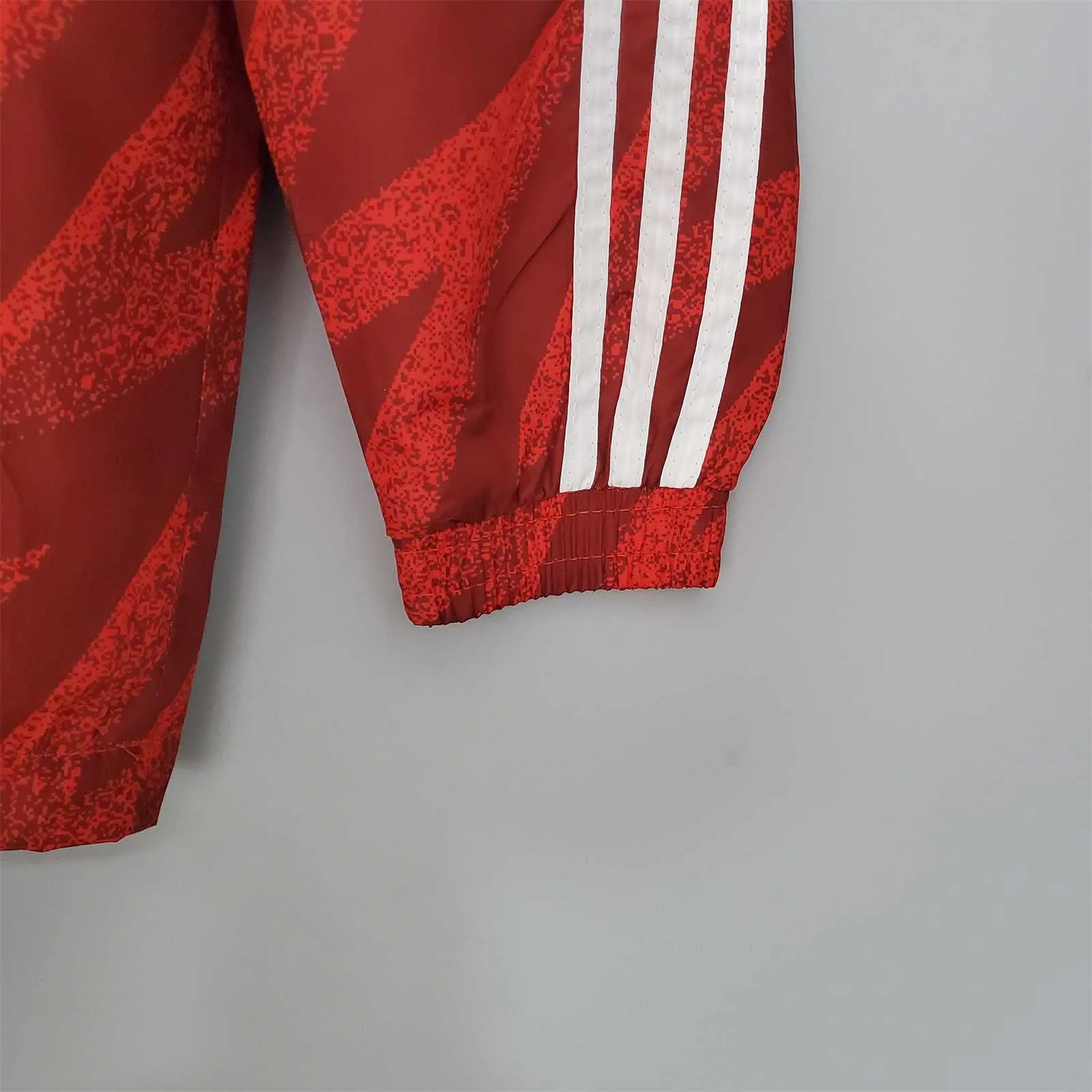 21-22 Arsenal Red Windbreaker 6