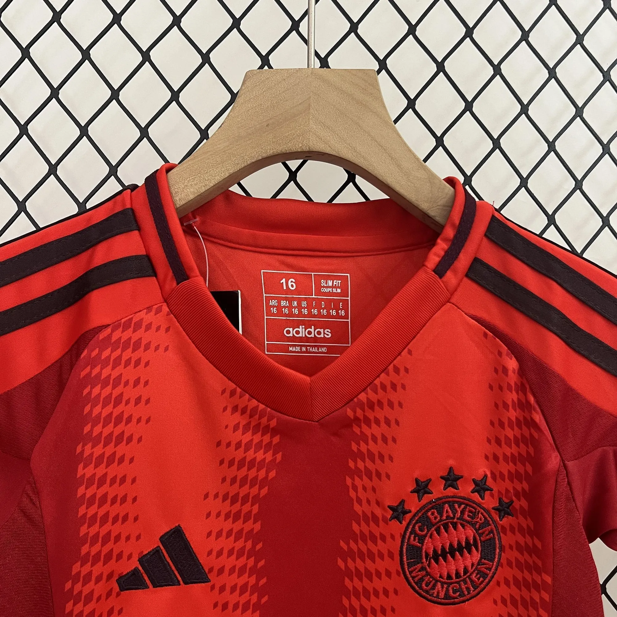 24-25 Bayern Munich Home Kid Kits Youth Apparels AAAAJersey Supplier Yupoo 2