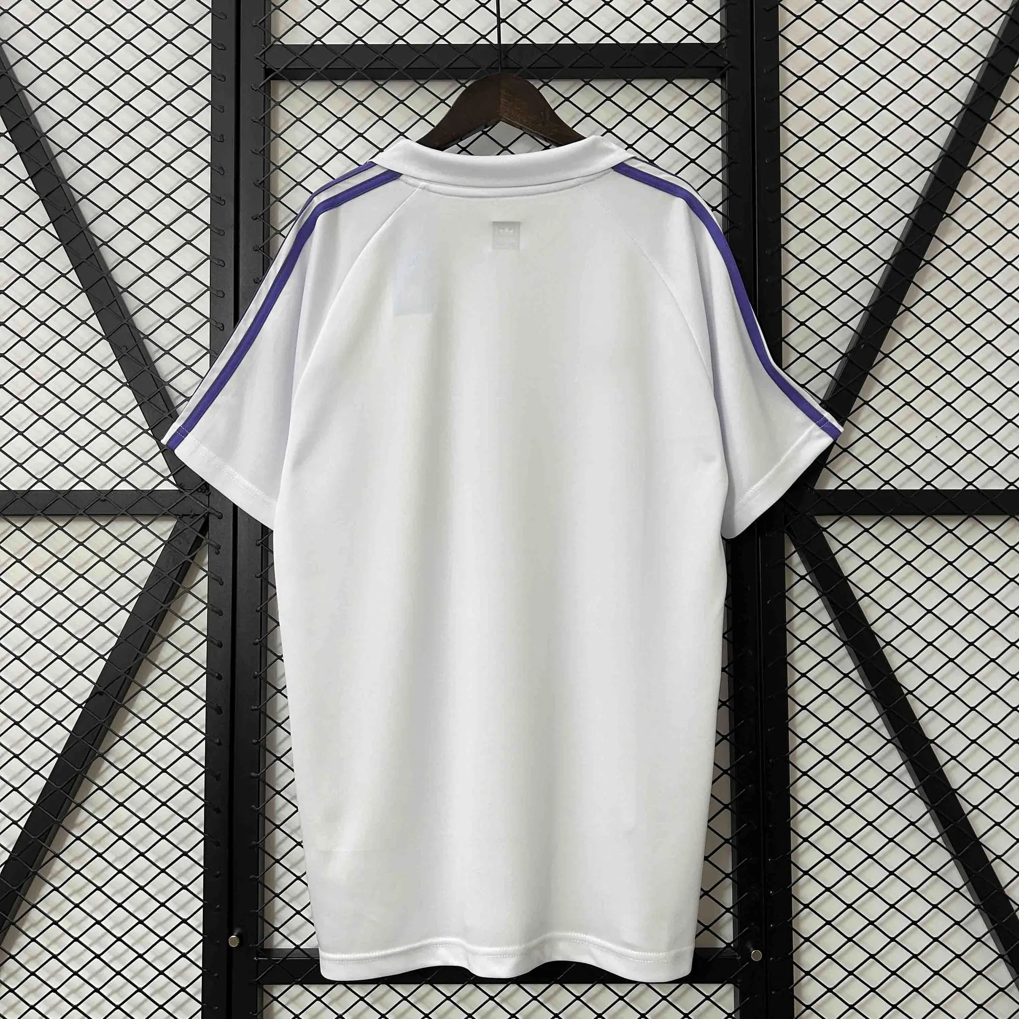 84-85 Real Madrid Home Retro Kit Vintage Shirt AAAAJersey Supplier Yupoo 2