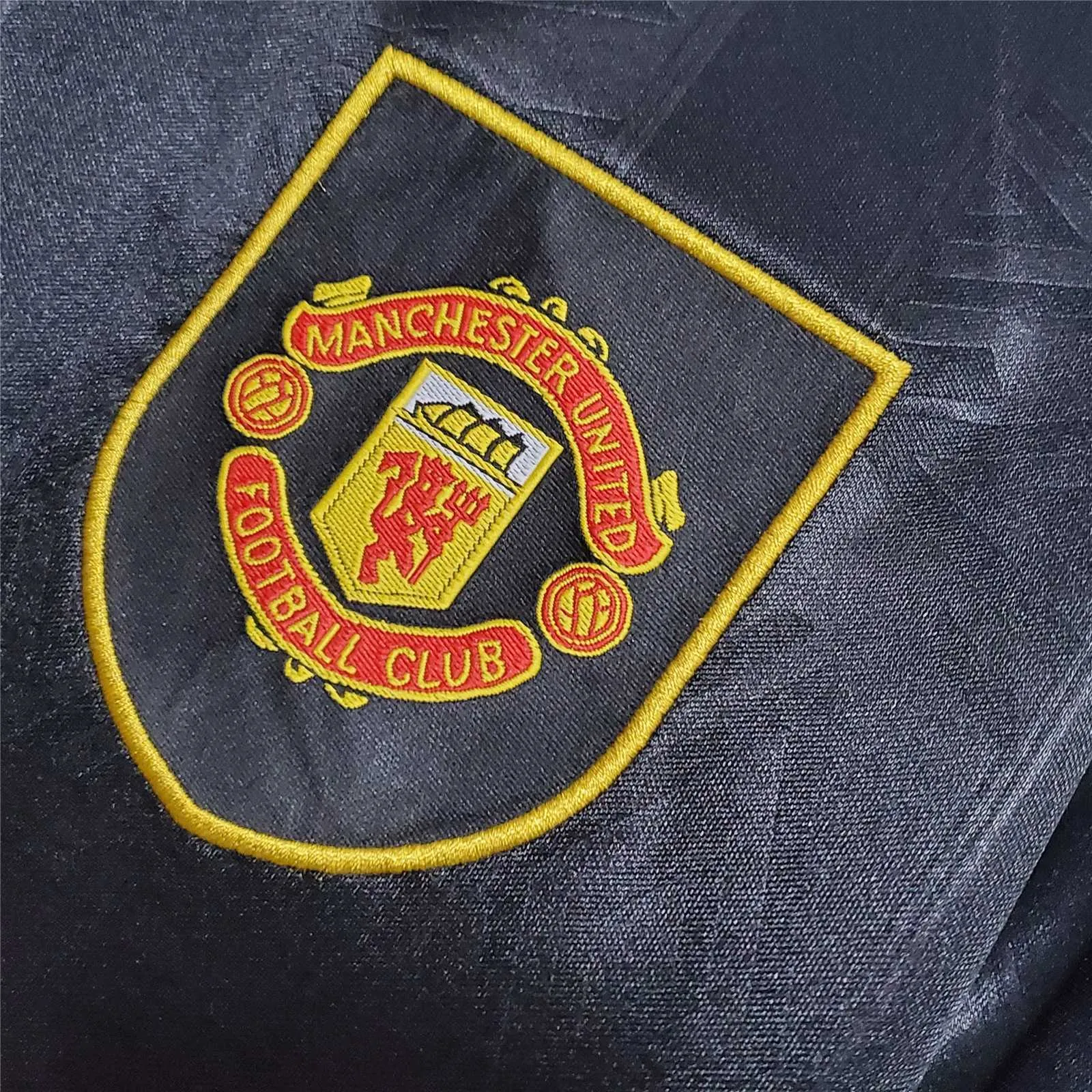 93-94 Manchester United away 5