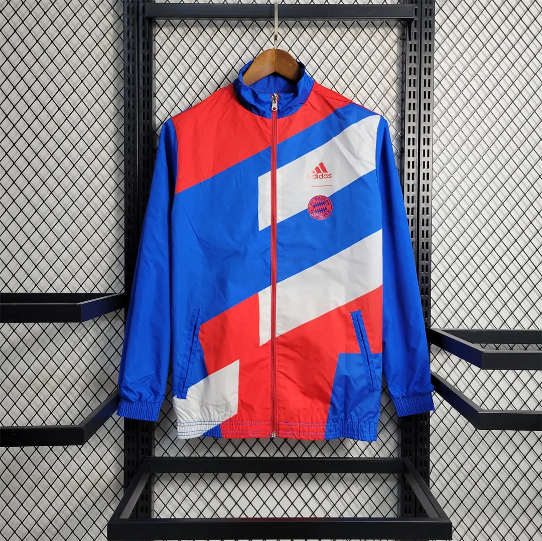23-24 Reversible Windbreaker Bayern 16