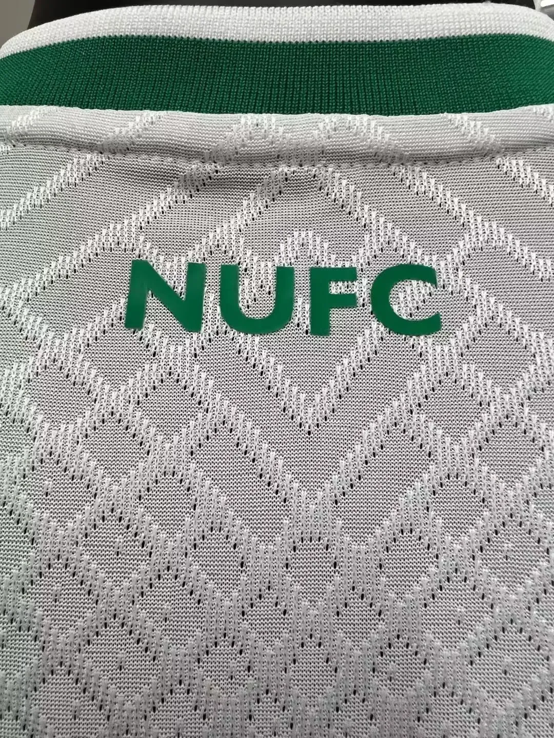 22-23 Newcastle third away player version 3