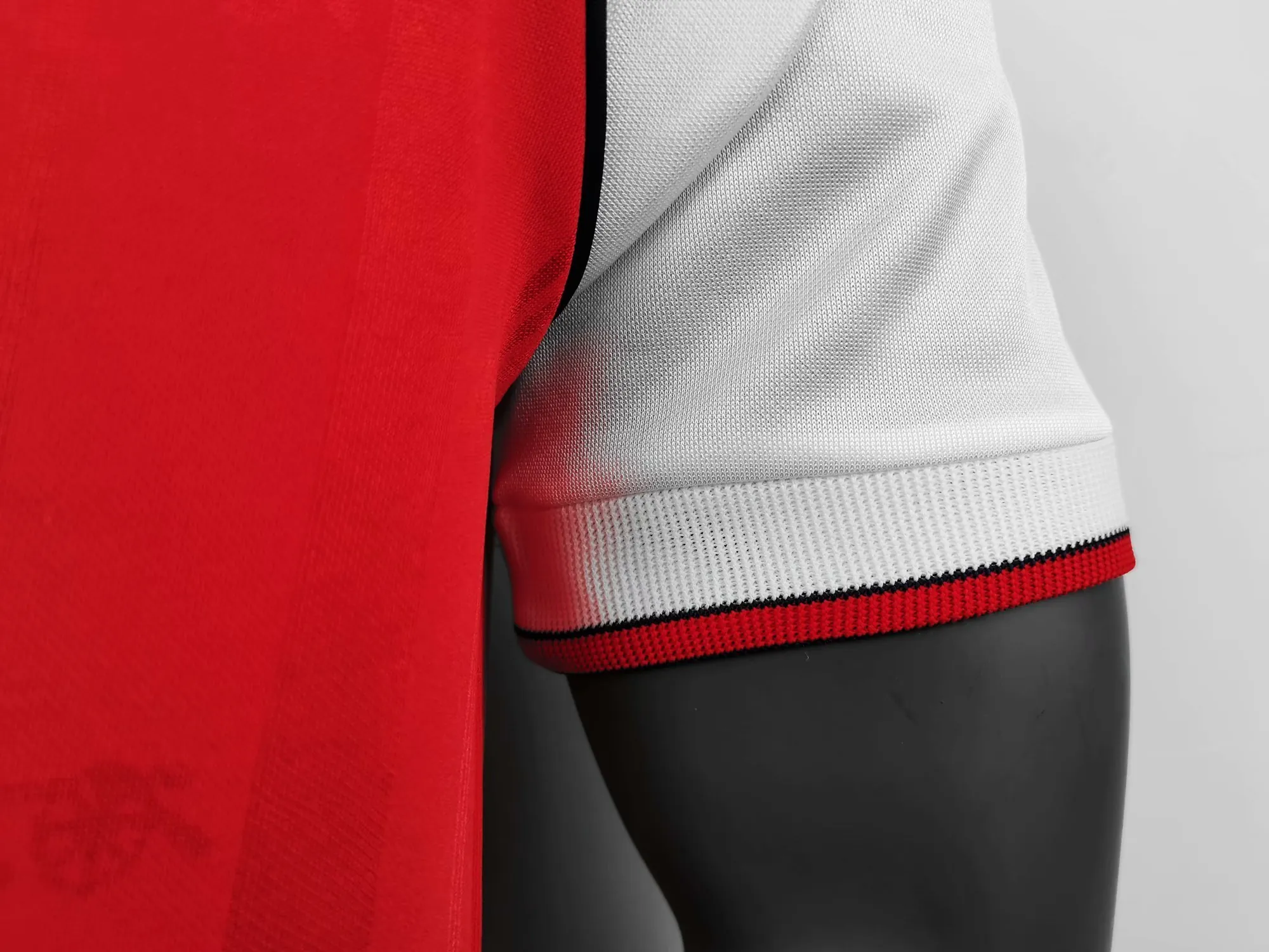 86-88 Arsenal home 4