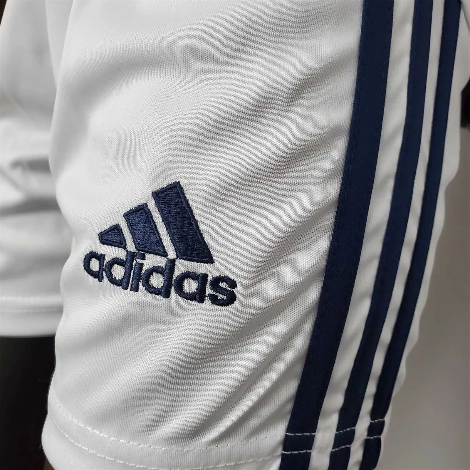 22-23 LA Galaxy home kids kit 4